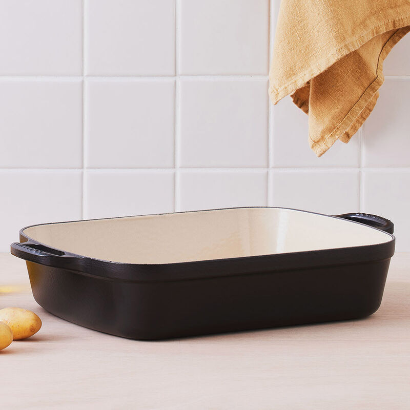 Le Creuset Signature Cast Iron Roaster 33cm image number 18